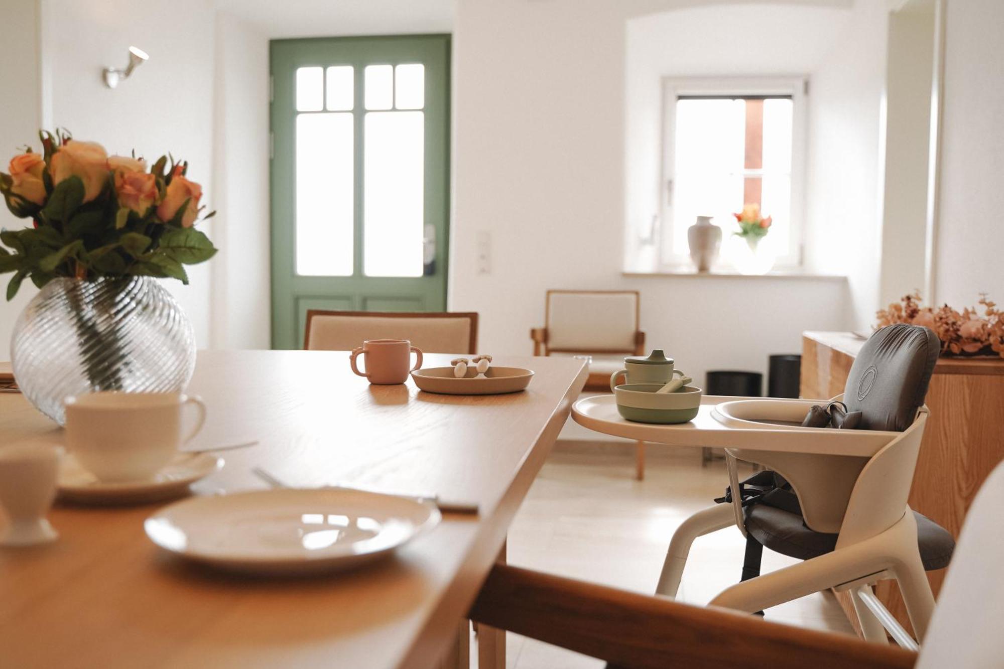 Black Horse Family Apartment - Barrierearm - Pfotenglueck - Familienzeit By Loewenherz Homes Stephanskirchen ภายนอก รูปภาพ