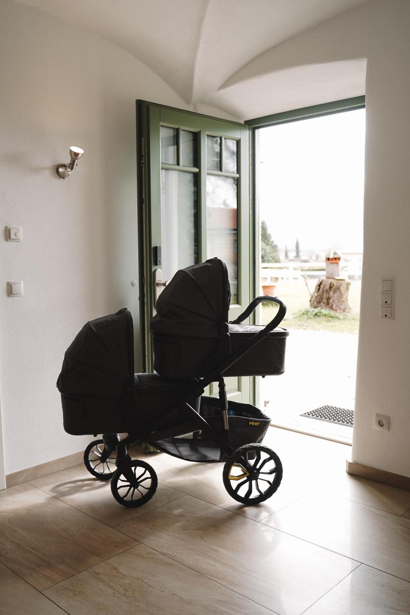 Black Horse Family Apartment - Barrierearm - Pfotenglueck - Familienzeit By Loewenherz Homes Stephanskirchen ภายนอก รูปภาพ