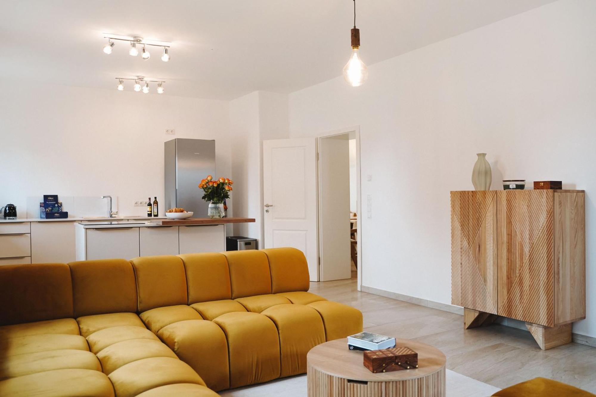 Black Horse Family Apartment - Barrierearm - Pfotenglueck - Familienzeit By Loewenherz Homes Stephanskirchen ภายนอก รูปภาพ